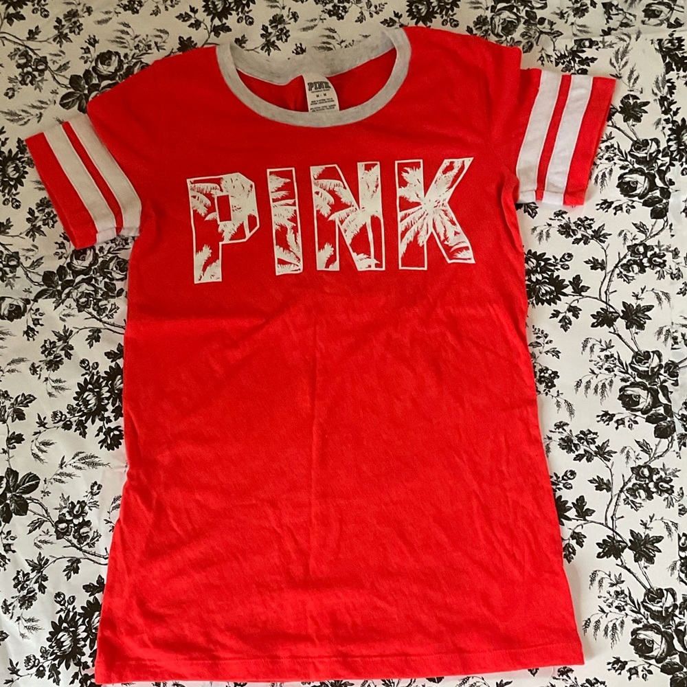 PINK T-Shirt